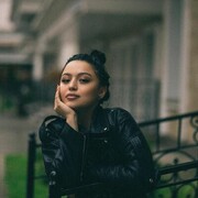  ,  Dilnoza, 27