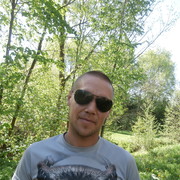  ,   Den, 35 ,   