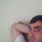  ,  Armen, 40
