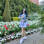  ,   Viktoria, 40 ,   c 