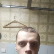  ,  Alex, 35