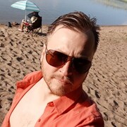  ,  Dima, 35