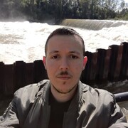  ,  Ani, 24