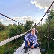 ,  Jony, 21