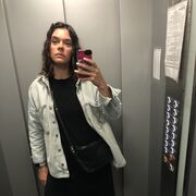  ,   Kate, 35 ,   ,   