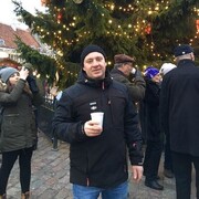 ,   Viktor, 55 ,   c 