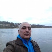  ,  rafik, 48