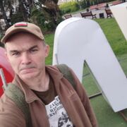  ,  Daniel, 47
