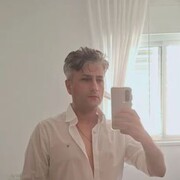  ,   Alberto, 37 ,   ,   