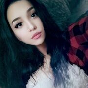  ,  Ewa, 27