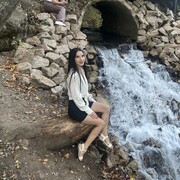  , 