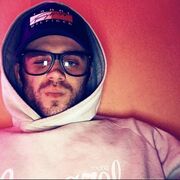   ,   Denis, 30 ,   ,   