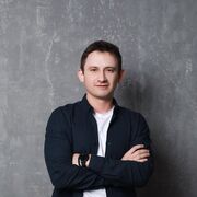  ,  Igor, 33