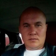  ,   Denis, 37 ,   c 
