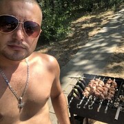  ,   Aleksandr, 37 ,   c 