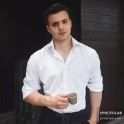  ,  Sasha, 23