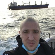  ,   Sergei, 32 ,   ,   , c 