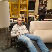  ,  Andrean, 43