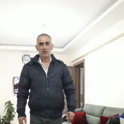  ,   Kenan, 52 ,   ,   