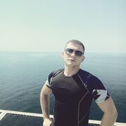   ,  Alex, 35