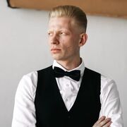  ,  Artur, 30
