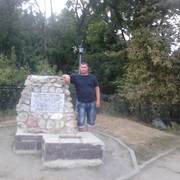  ,   Viktor, 48 ,   