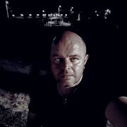  ,  Alex, 42