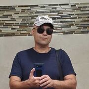  ,  Alex, 48