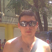  ,   Dom, 40 ,   