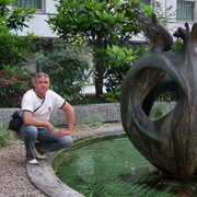  ,   Maks, 47 ,   ,   , c 