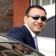  ,  Drongo, 44