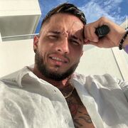  ,   Michael, 44 ,   ,   , c 