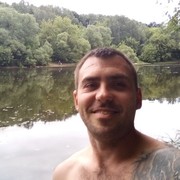  ,  Alex, 40