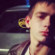  ,  Viktor, 22