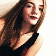  ,  Polina, 18