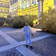  ,   Artur, 32 ,   ,   