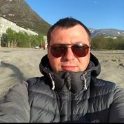  ,   Nikolas, 40 ,   ,   