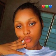  ,   Sara, 24 ,   ,   