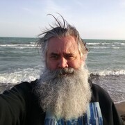 ,   Serguej, 62 ,  