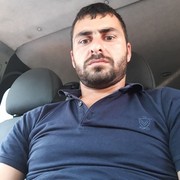  ,   Marat, 33 ,  