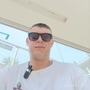  ,  Slafka, 33