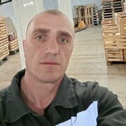  ,   Denis, 40 ,   ,   