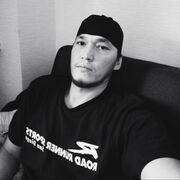  ,  Rustam, 33