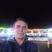  ,   Sergea, 42 ,   