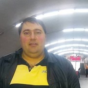  ,   Artur, 42 ,   