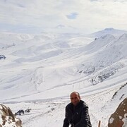   ,   Aghasi, 42 ,   ,   