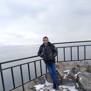  ,   Armen, 43 ,   ,   