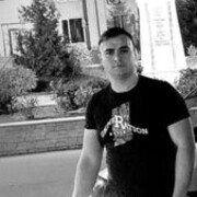  ,  Artur, 23