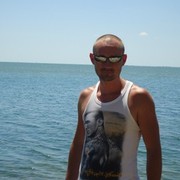  ,   Igor, 40 ,   