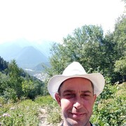  ,  Maksimus, 42